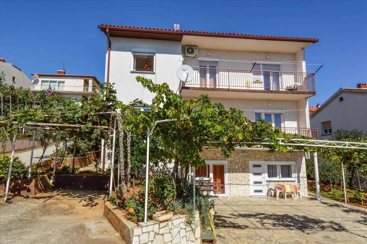 Apartment In Pula With Two-Bedrooms 7 Pjescana Uvala