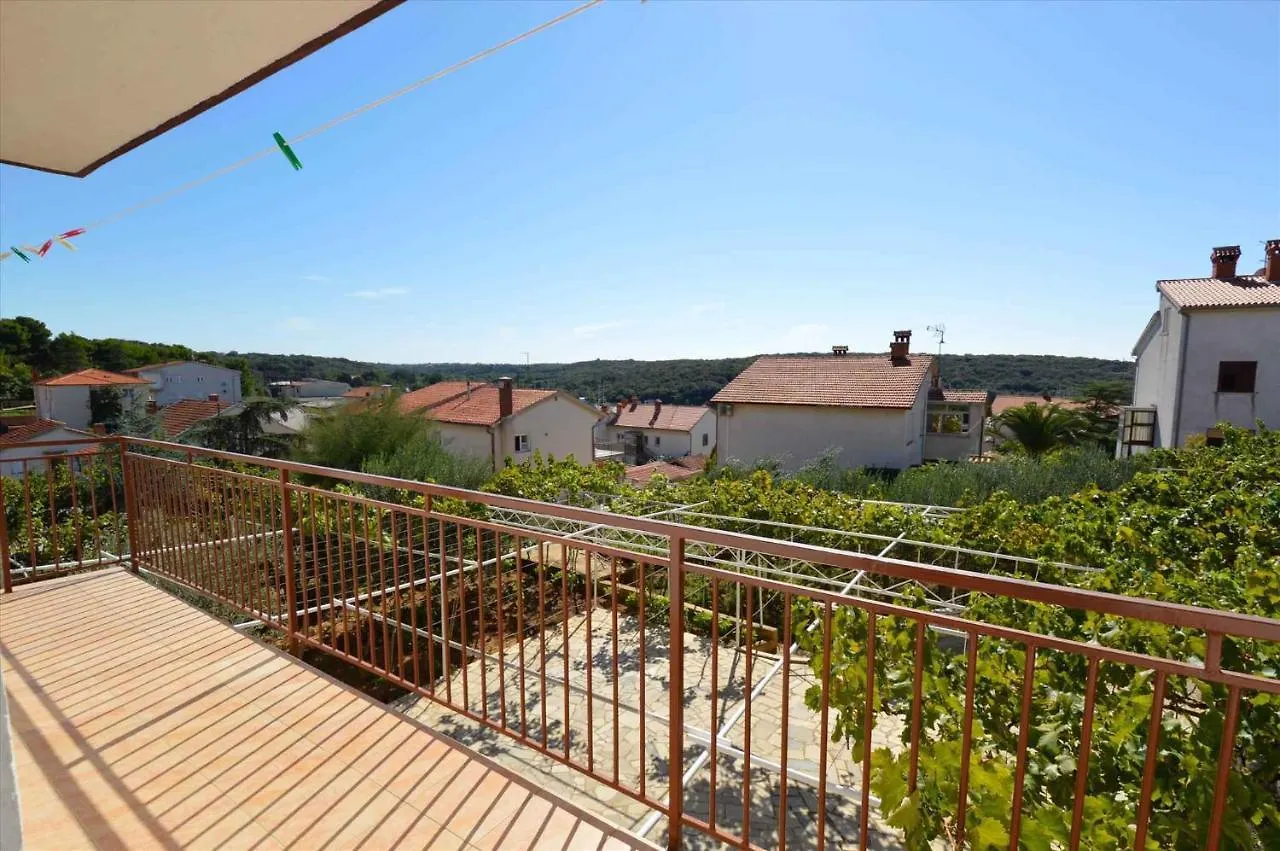 Apartment In Pula With Two-Bedrooms 7 Pjescana Uvala 0*,
