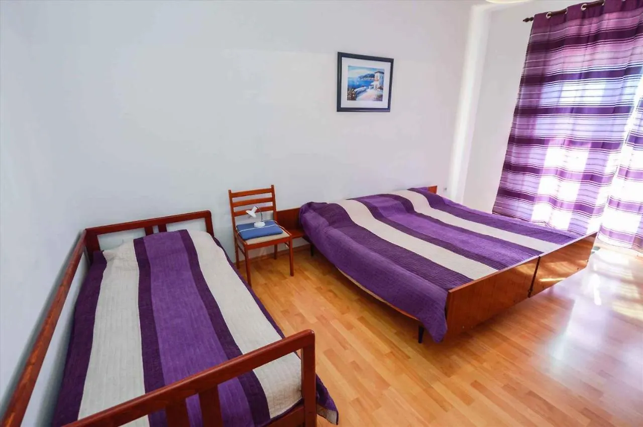 Apartment In Pula With Two-Bedrooms 7 Pjescana Uvala